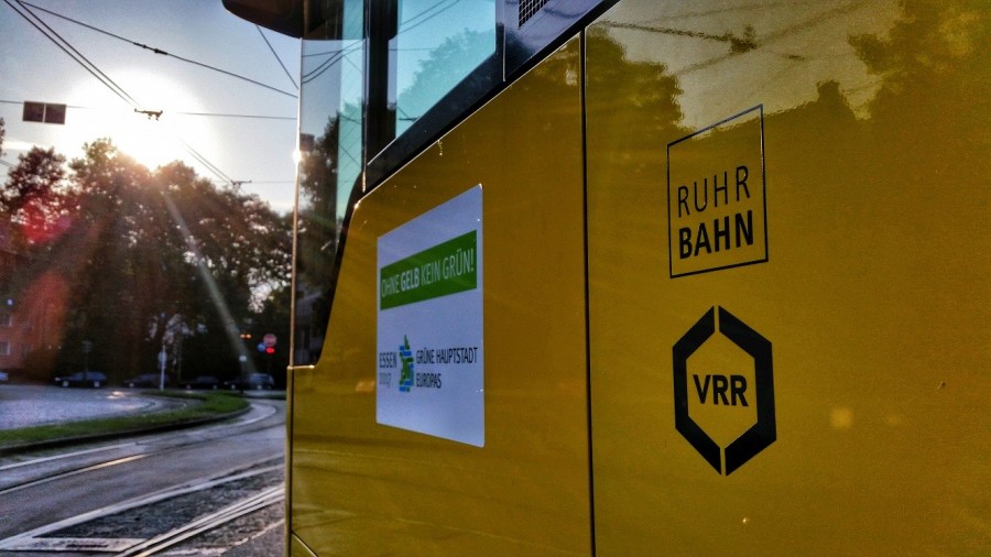 Mitteilungen, Informationen und Hinweise der Ruhrbahn Mülheim. Busse, Bahnen, Tram-Linien, Hauptbahnhof, Haltestellen - Ruhrbahn